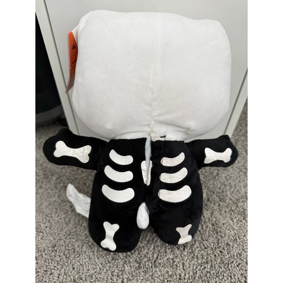 Hello Kitty Halloween Plush Side Stepper Skeleton - Picture 2 of 4